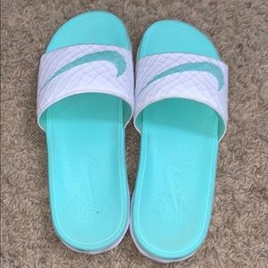 Nike slides